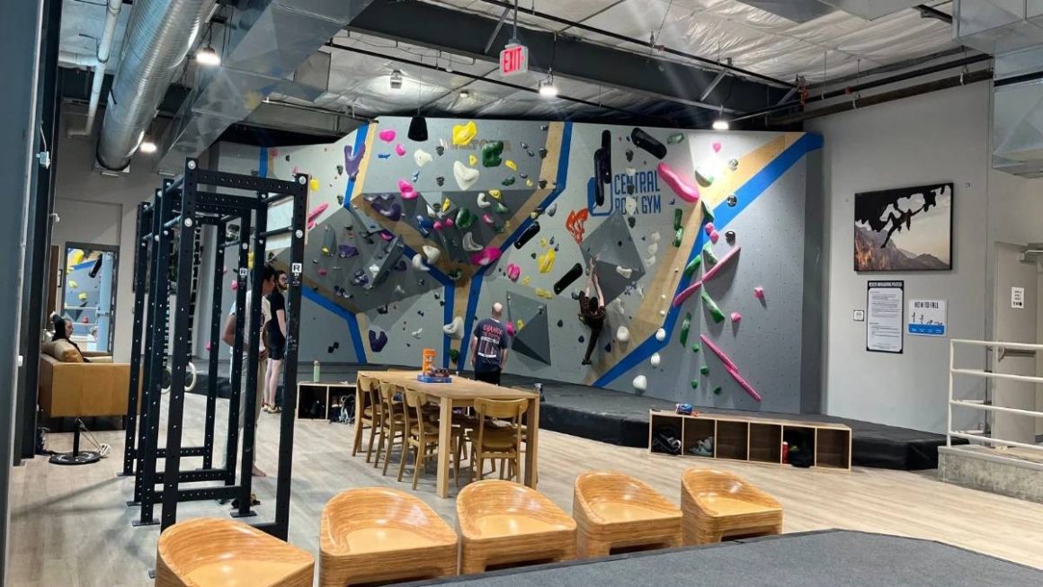Central Rock Gym Opens in Troy, New York