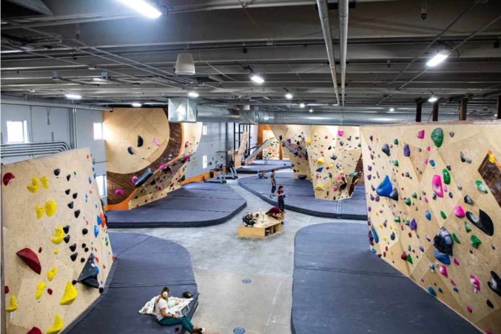 Climbing Gym Etiquette: The Unwritten Rules, Written