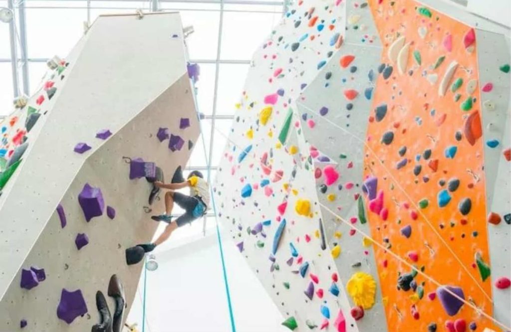Why Climbing Is the Ultimate Summer Upgrade for Your Kid