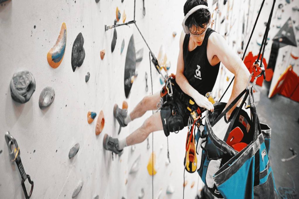 How to Choose a Rock Climbing Harness That Actually Works for You